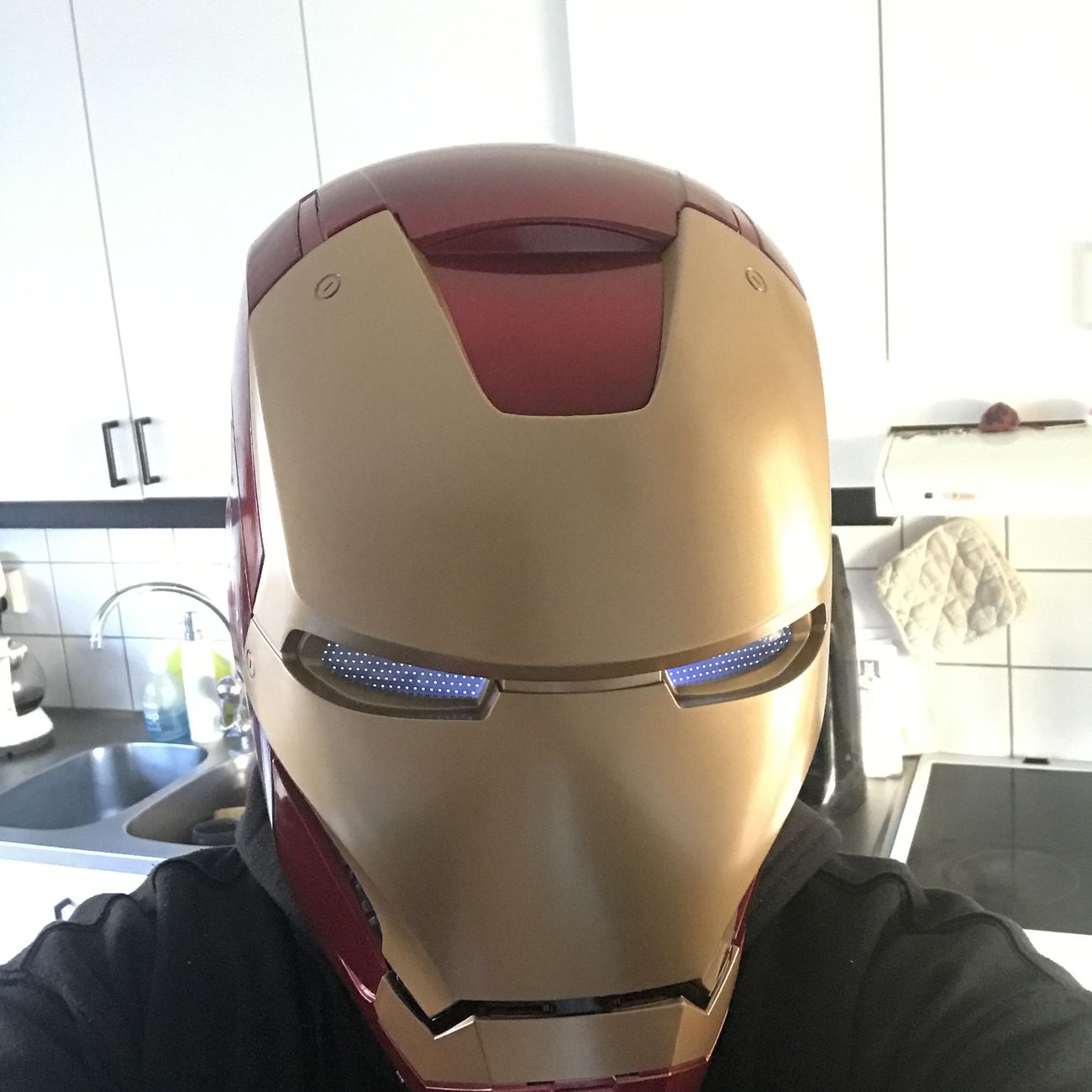 kb-iron-man-elektronisk-mask-4