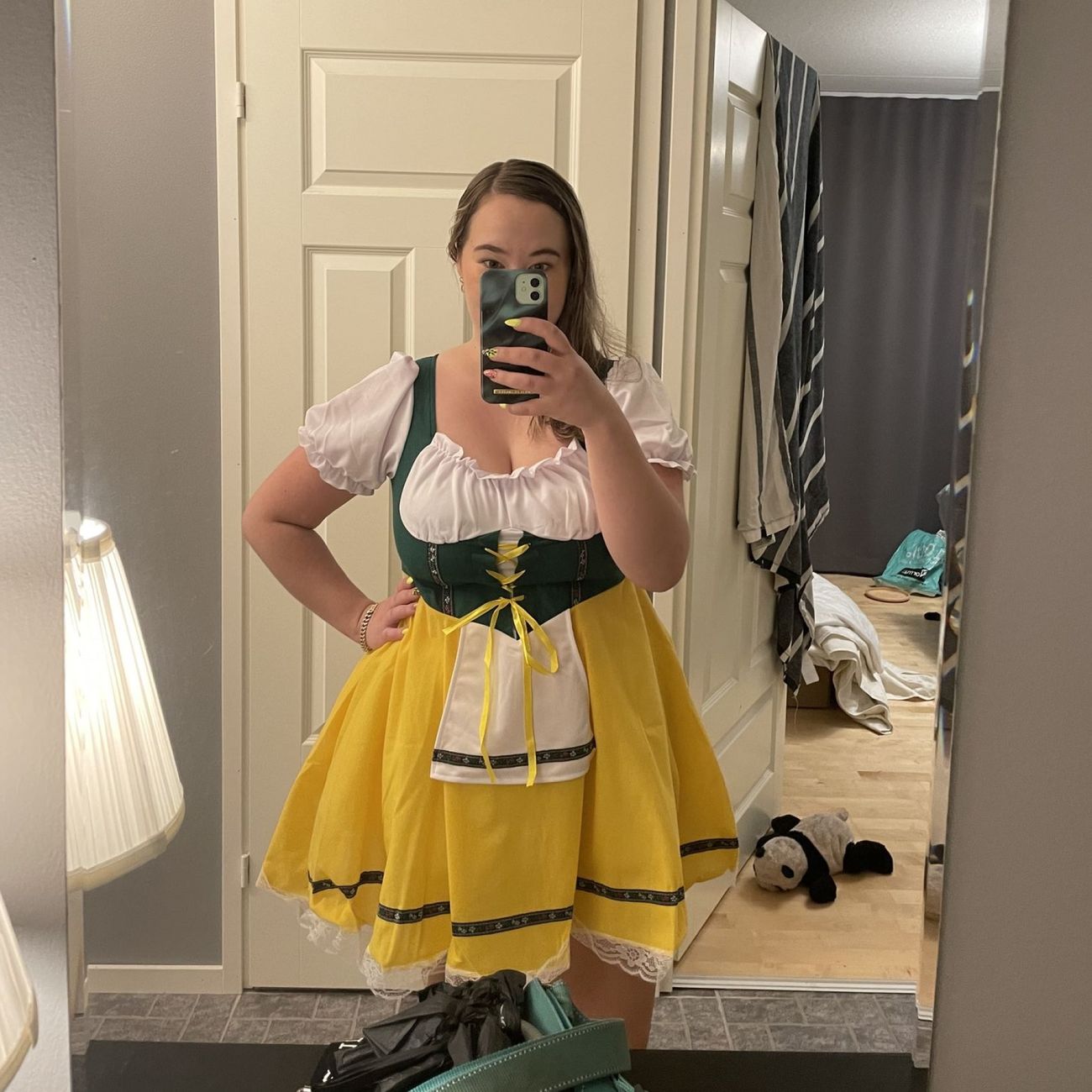 Kundbild på Oktoberfest Dam Maskeraddräkt