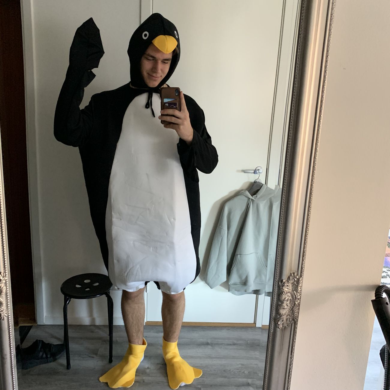kb-pingvin-budget-maskeraddrakt-1