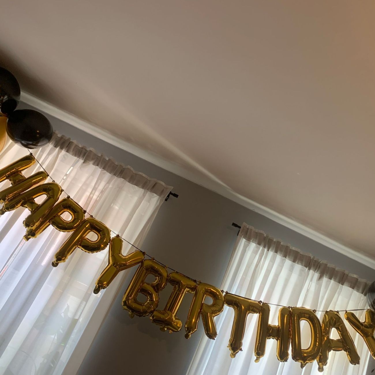 Kundebilde av Ballong Girlander Happy Birthday Gull