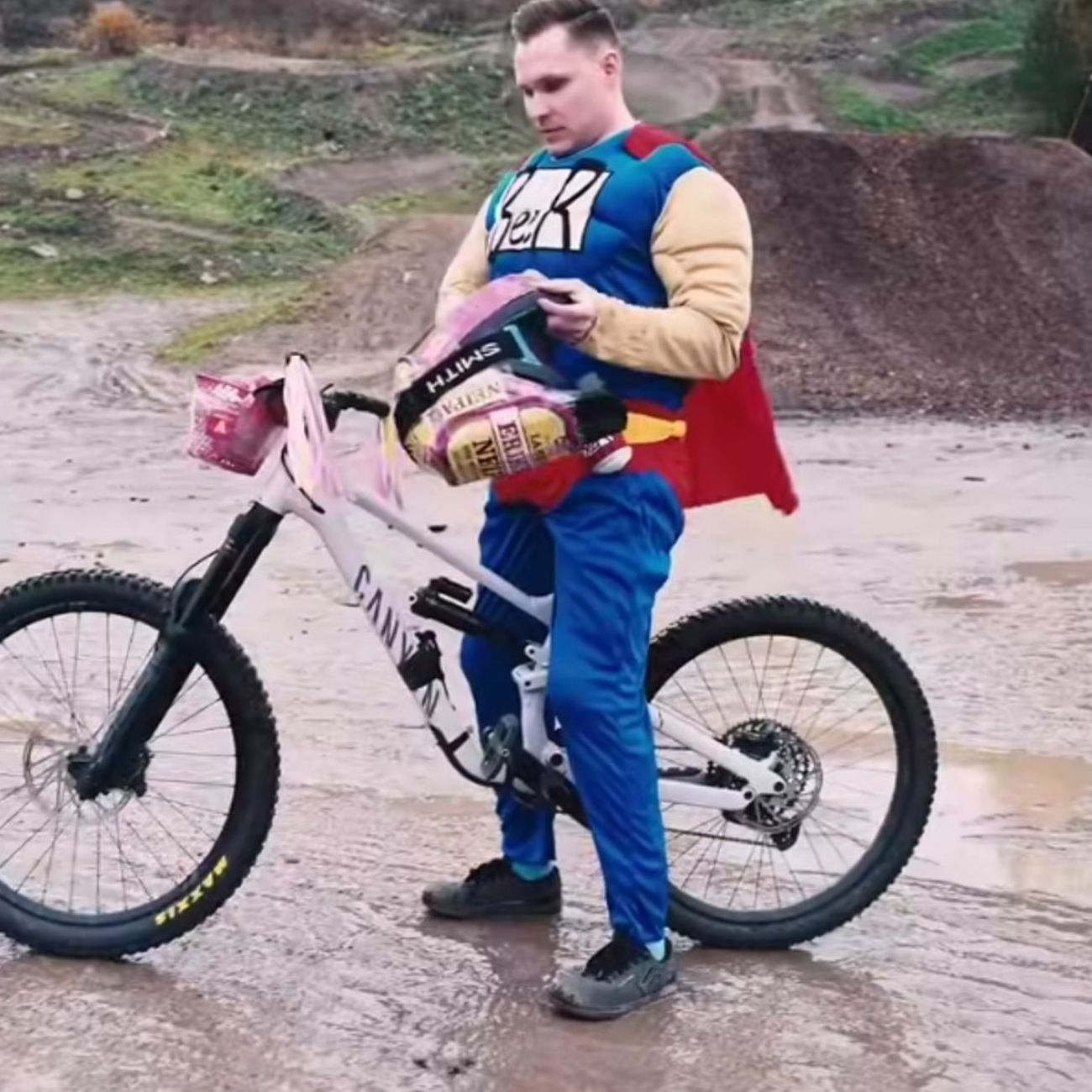 Kundbild på Beerman Maskeraddräkt