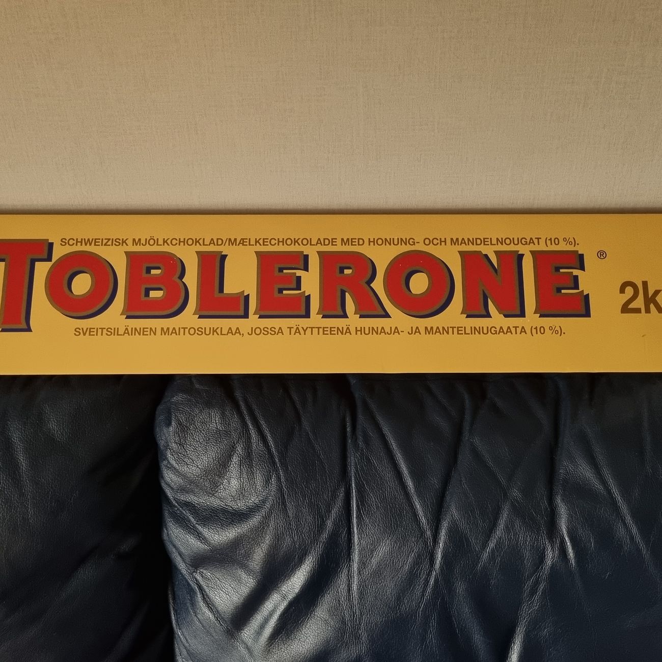 kb-gigantisk-choklad-toblerone-51807-9