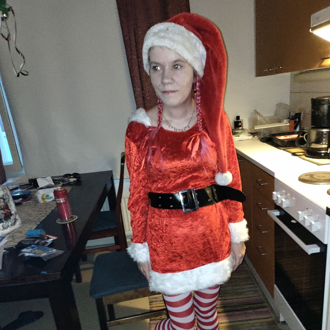 Kundbild på Tomtemor med Kort Klänning Maskeraddräkt