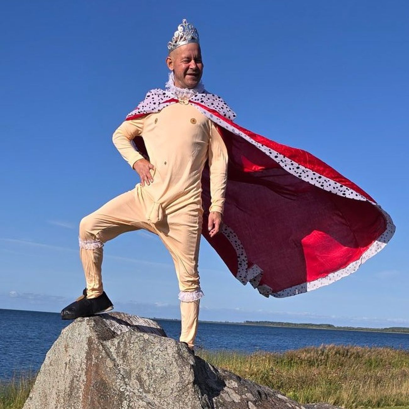 Kundebillede af Kejserens Nye Klæder Kostume