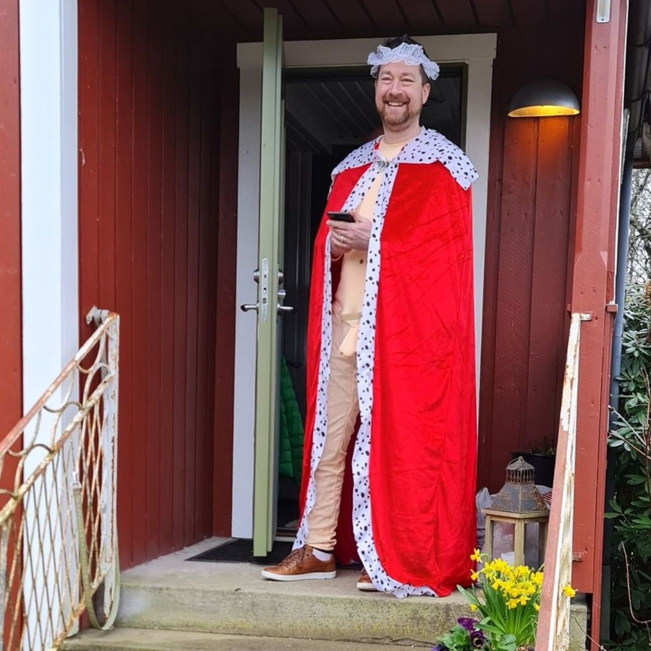 Kundebillede af Kejserens Nye Klæder Kostume