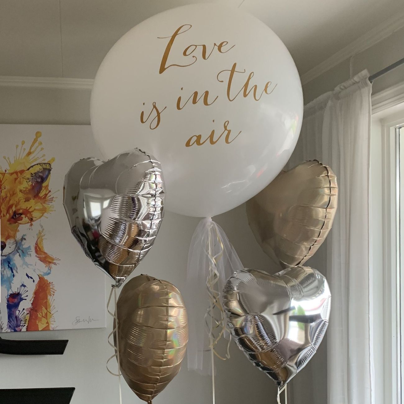 Kundbild på Jätteballong Love Is In The Air Guld
