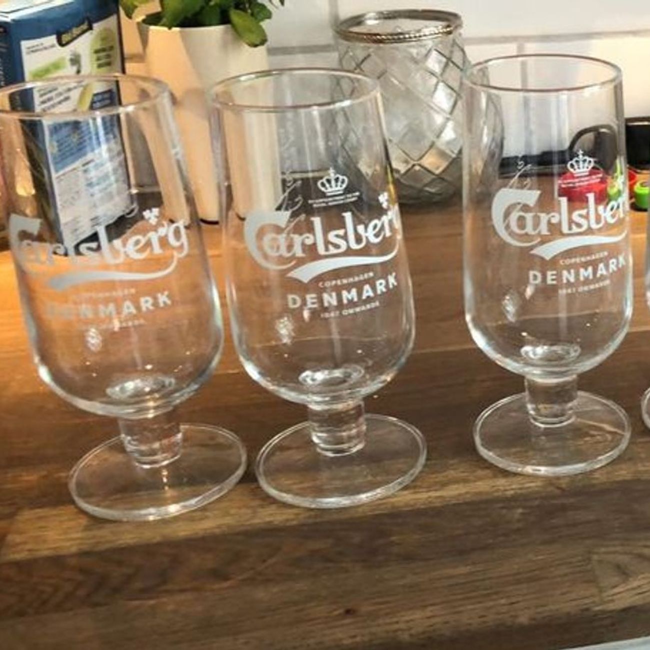 Kundbild på Ölglas Carlsberg med Fot