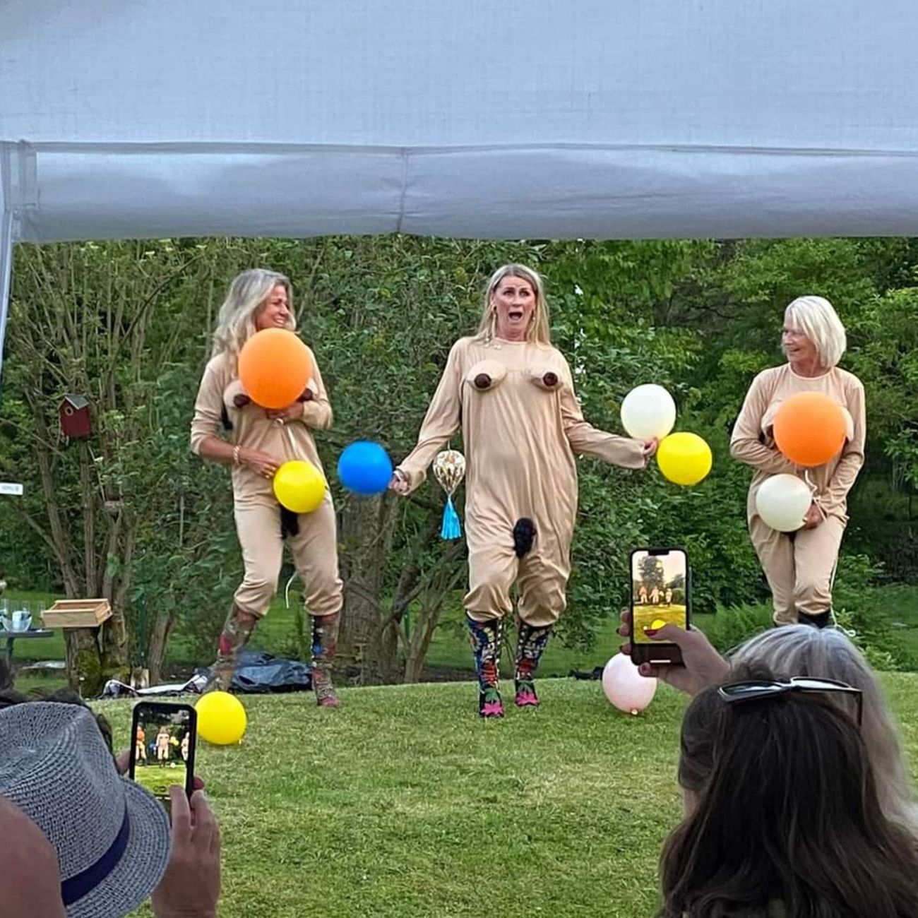 Kundebillede af Nøgen Kvinde Kostume