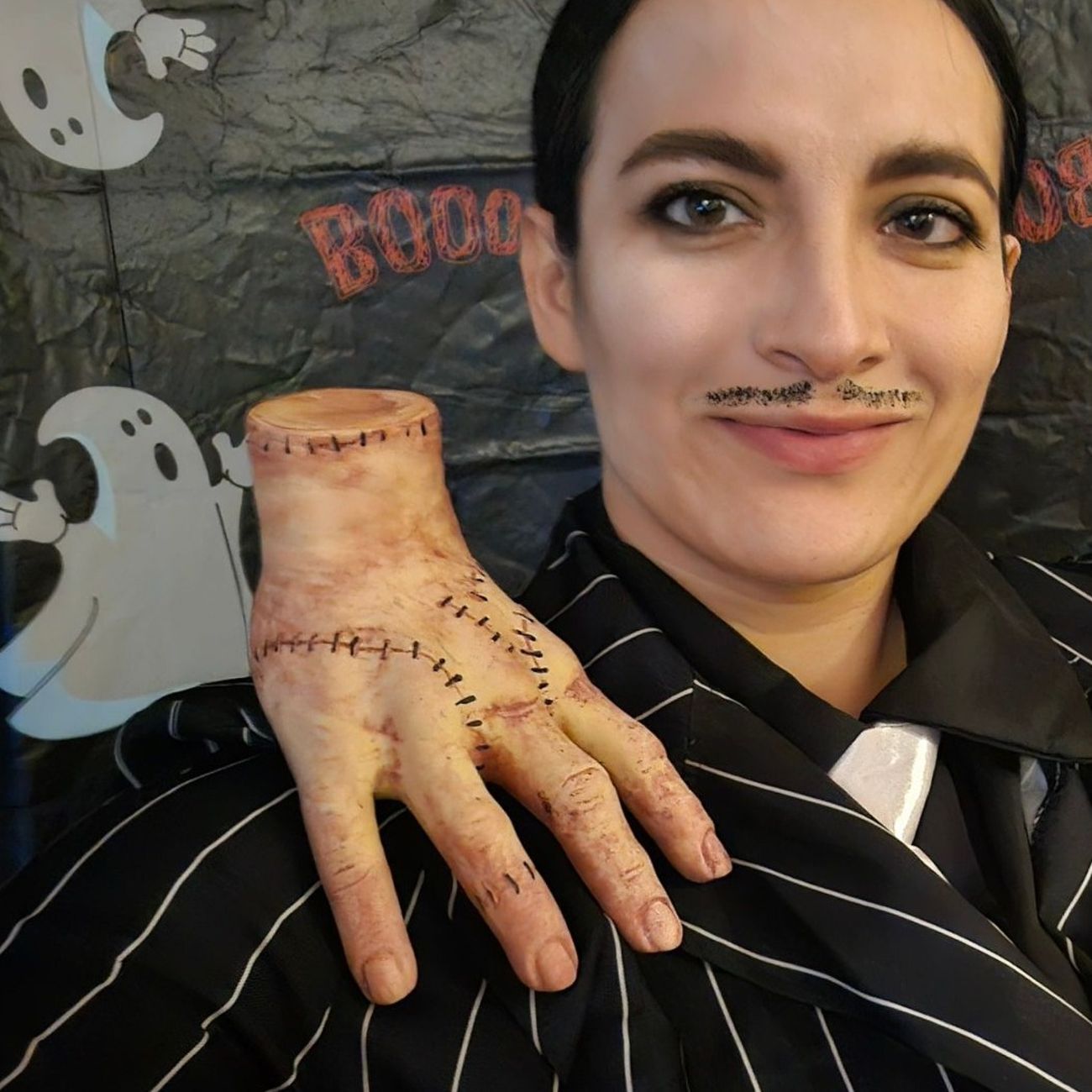 Kundbild på Scary Hand Prop