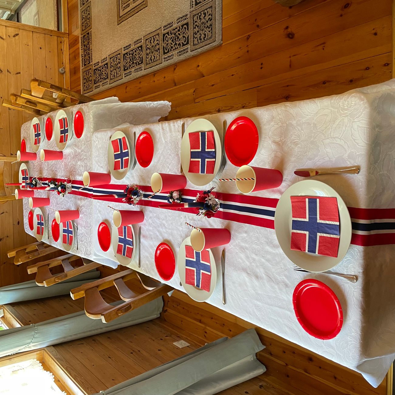 kb-servietter-norske-flagg-29116-5