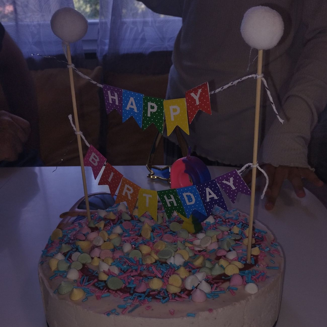Kundbild på Tårtdekoration Happy Birthday Vimpel