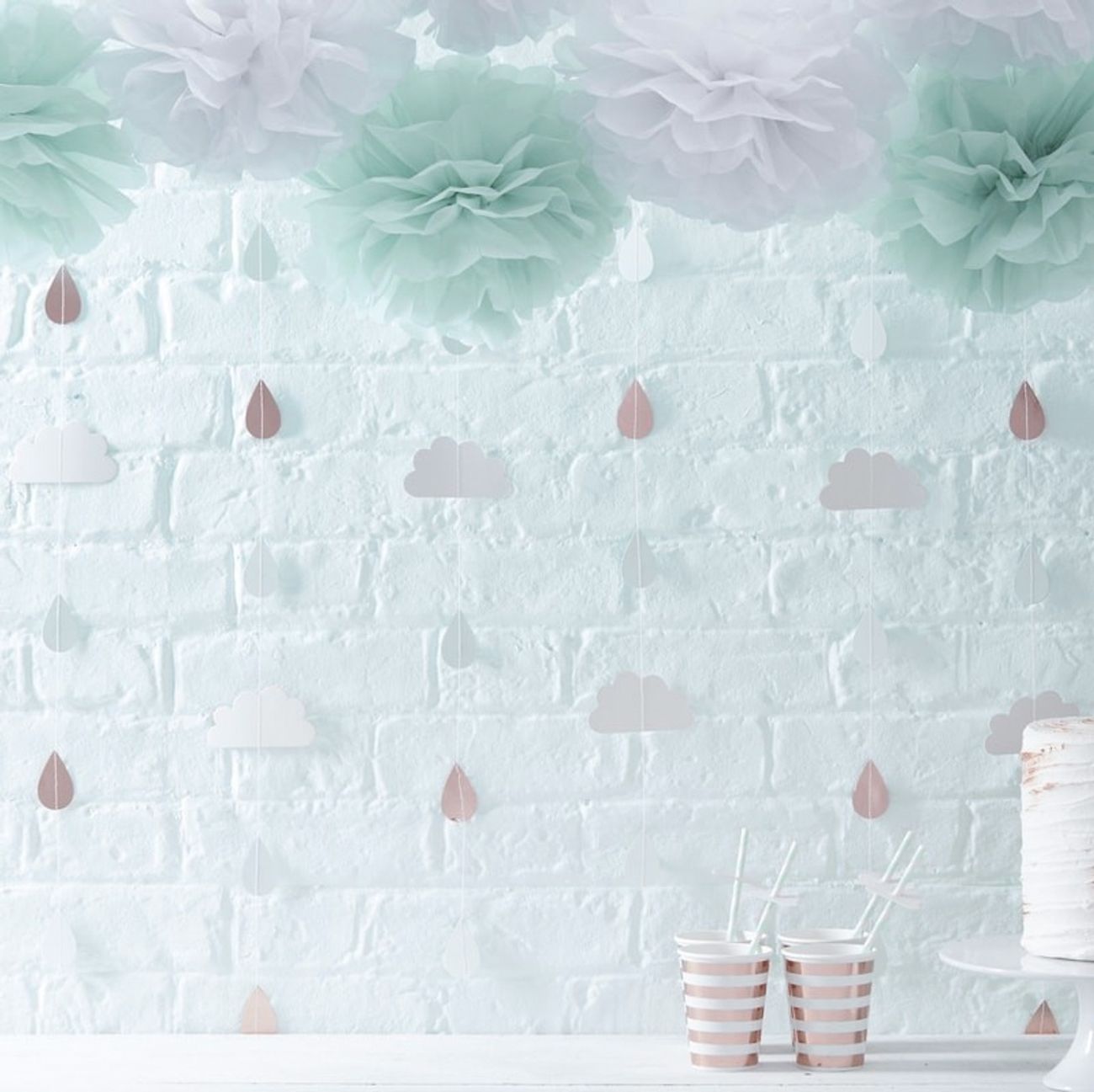baby-shower-moln-hangande-dekoration-1