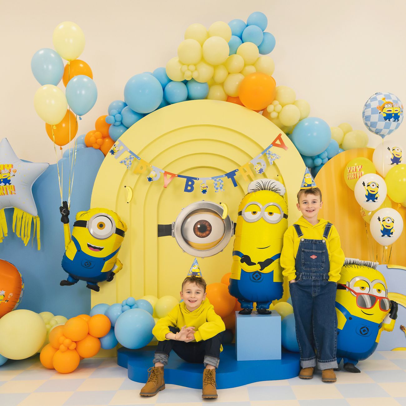 Bokstavsgirlang Happy Birthday Minions