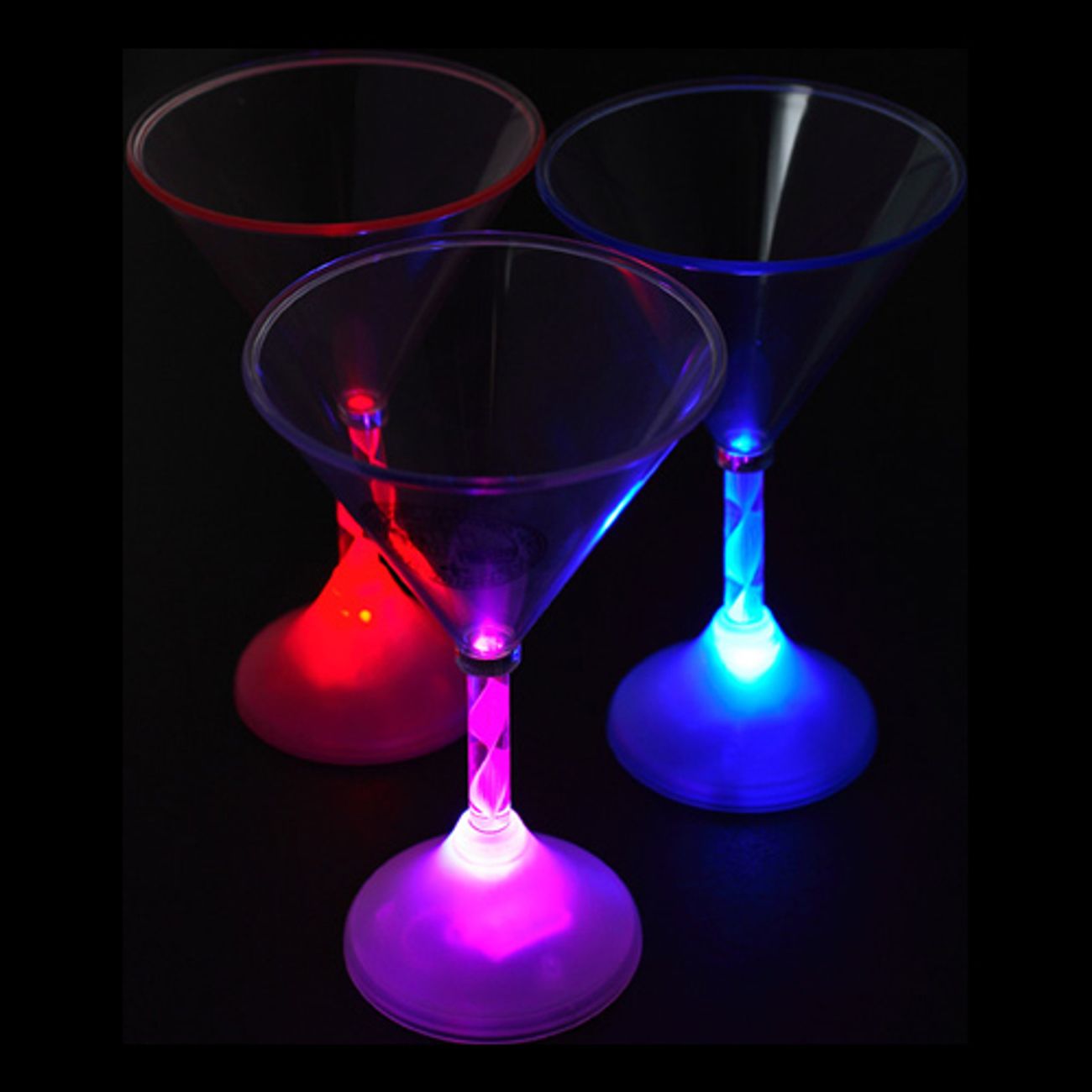 fargskiftande-cocktailglas-1
