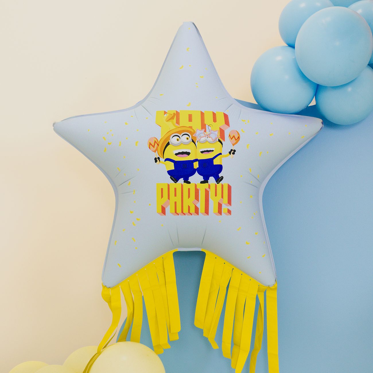 Folieballong Minions Stjärna med Tassles