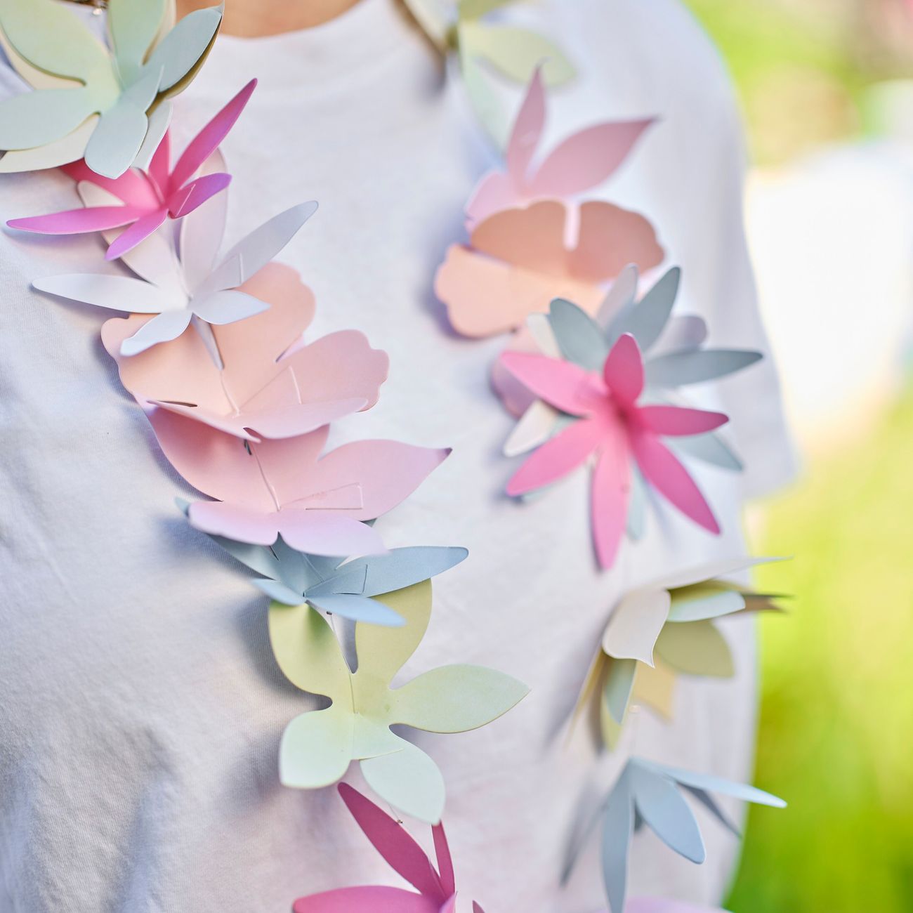Girlang med Pappersblommor
