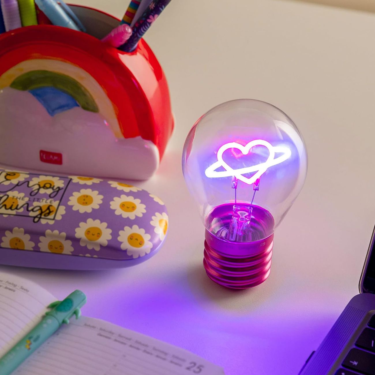 Glödlampsformad Bordslampa Planet Heart