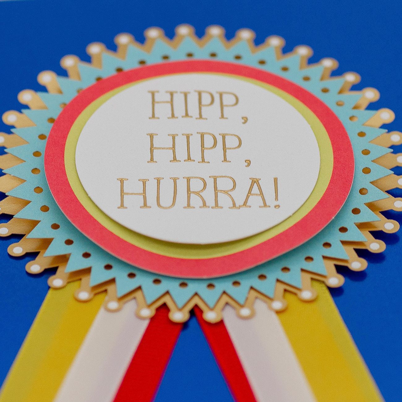 gratulationskort-hipp-hipp-hurra-3d-92168-3