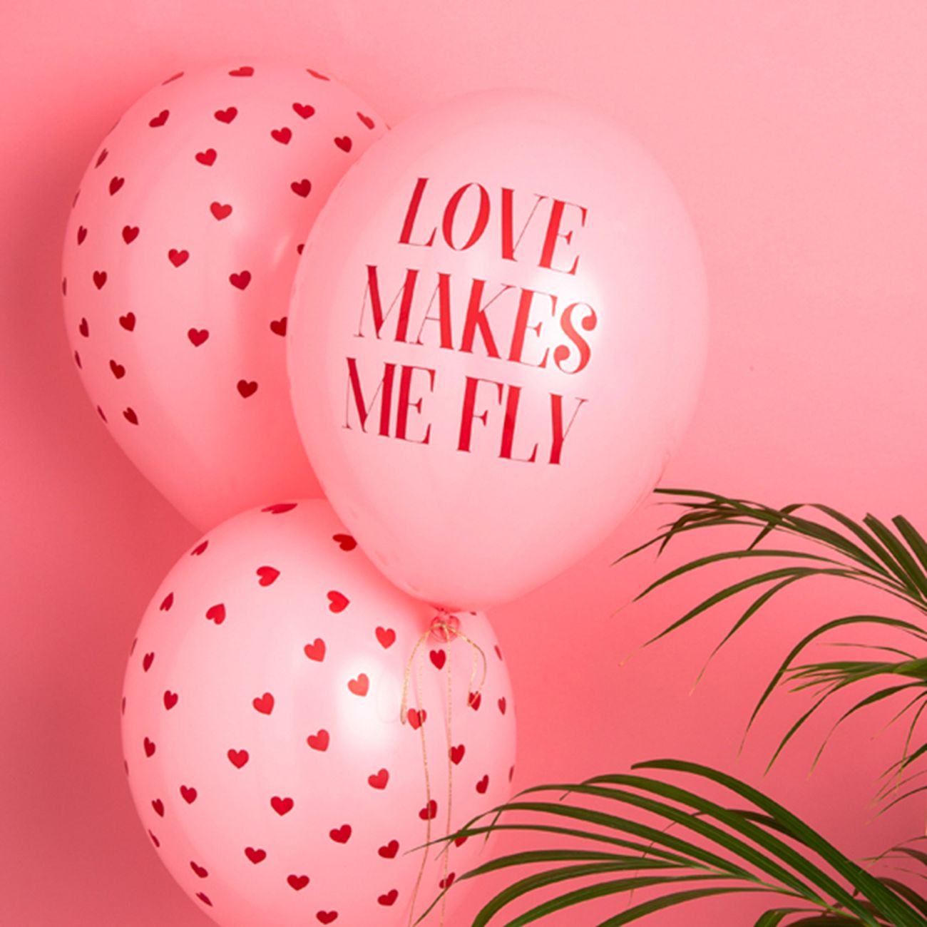 latexballonger-love-makes-me-fly-2