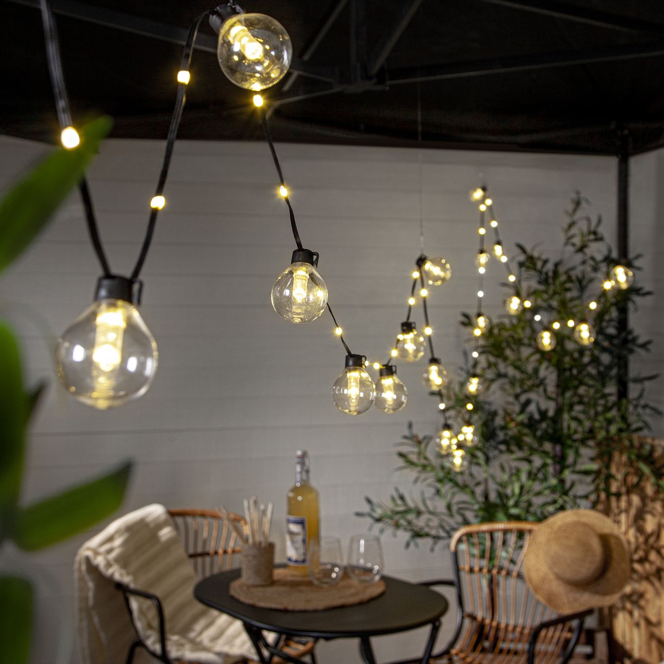 LED-Ljusslinga Bolla Varmvit