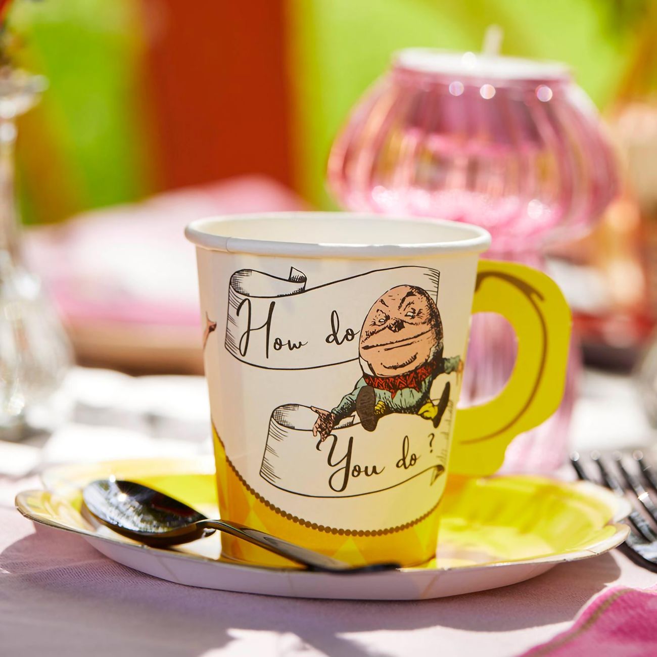 pappersmuggar-tea-party-alice-wonderland-104608-3