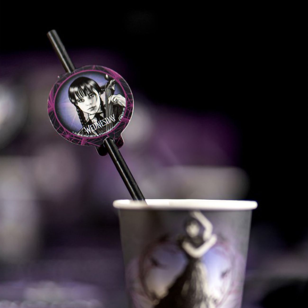 Papperssugrör Wednesday