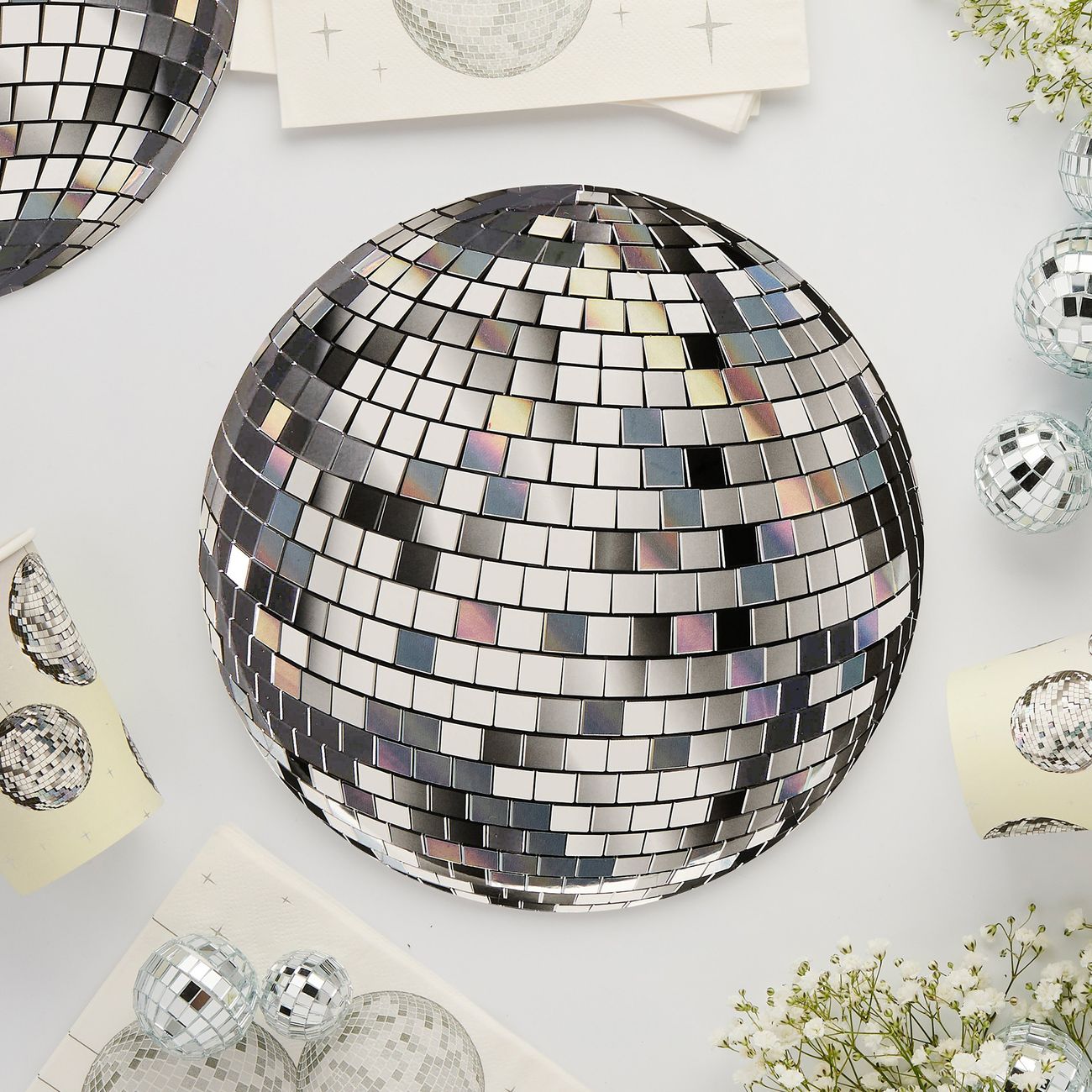 papperstallrikar-disco-107817-2