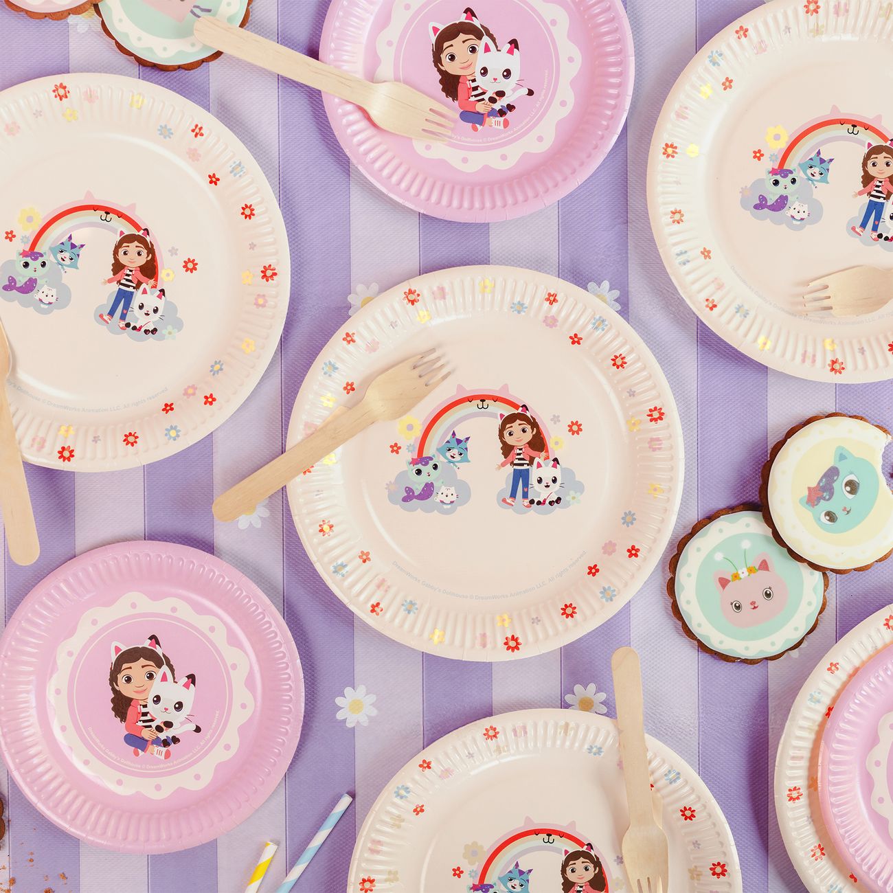 Papperstallrikar Gabbys Dockskåp Regnbåge