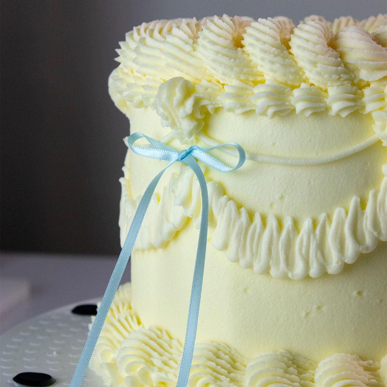 PME Tårtdekorationer med Rosett Ljusblå