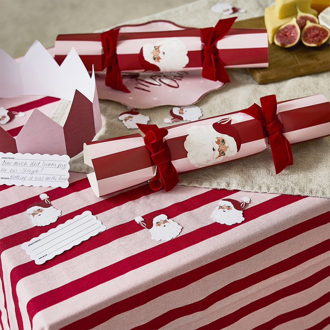 Presentask Smällkaramell Tomte med Satinsnöre