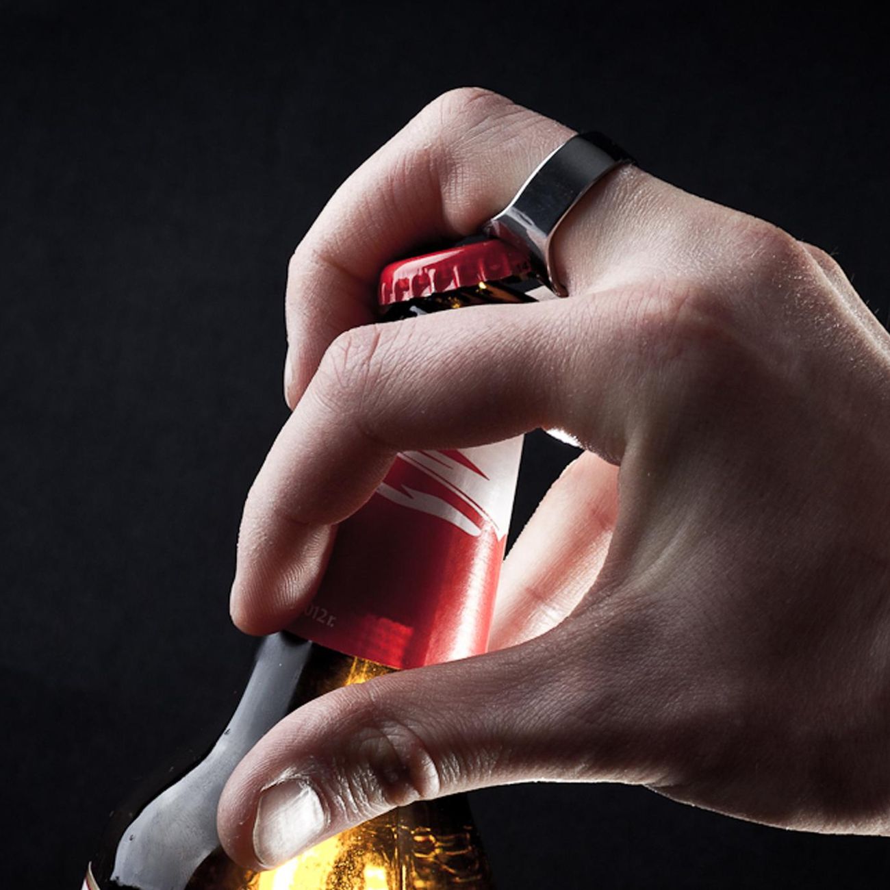 Ringar Kapsylöppnare i Metall