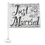 just-married-bilflagga-1
