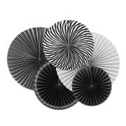 pappersfjadrar-svartvit-mix-hangande-dekoration-1