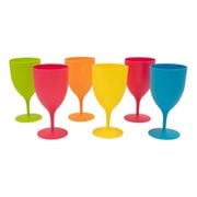 plastic-wine-glass-83388-1