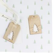 Presentpapper Julgranar med Etikett & Snöre