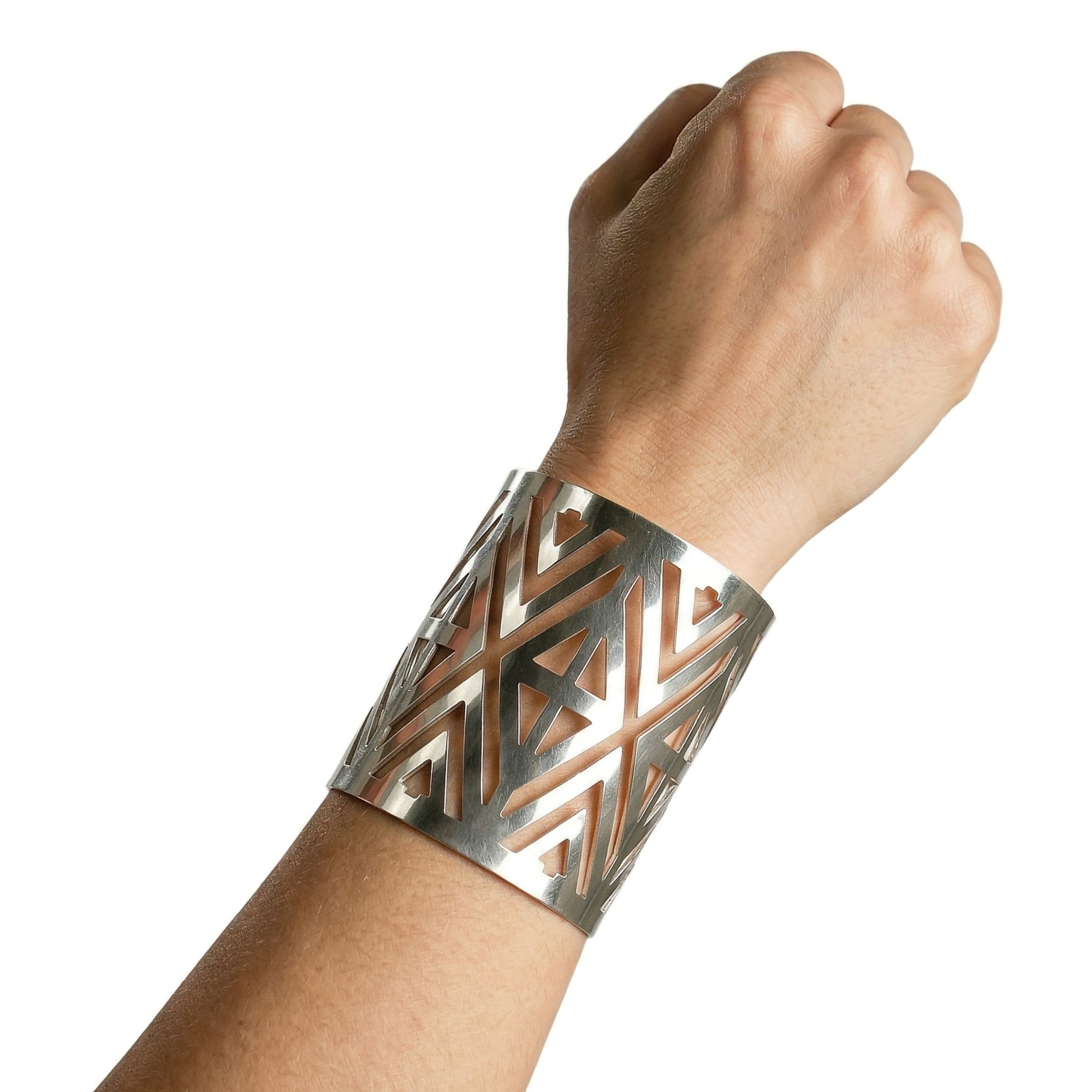 Armband Futuristiskt Silver | Hem - Maskerad - Tillbehör - Maskeradsmycken | Maskeradspecialisten