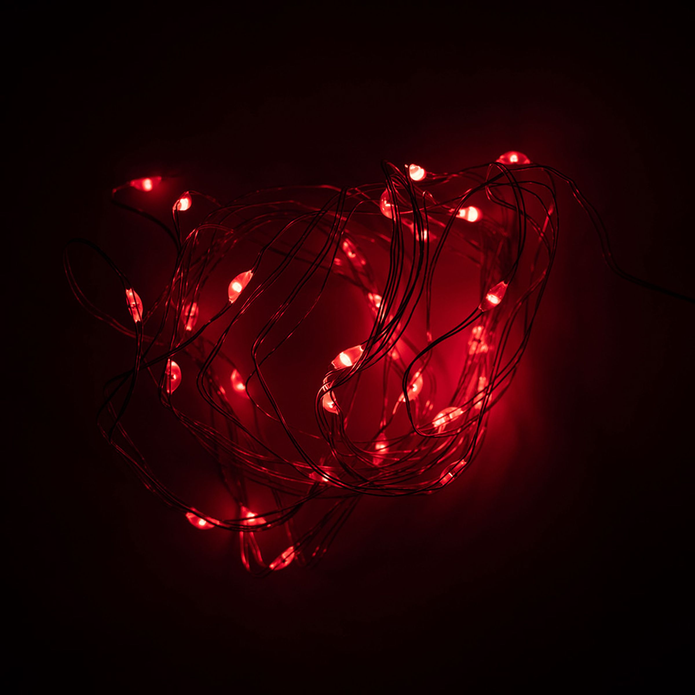 Läs mer om Batteridriven Ljusslinga Röd - 5 meter