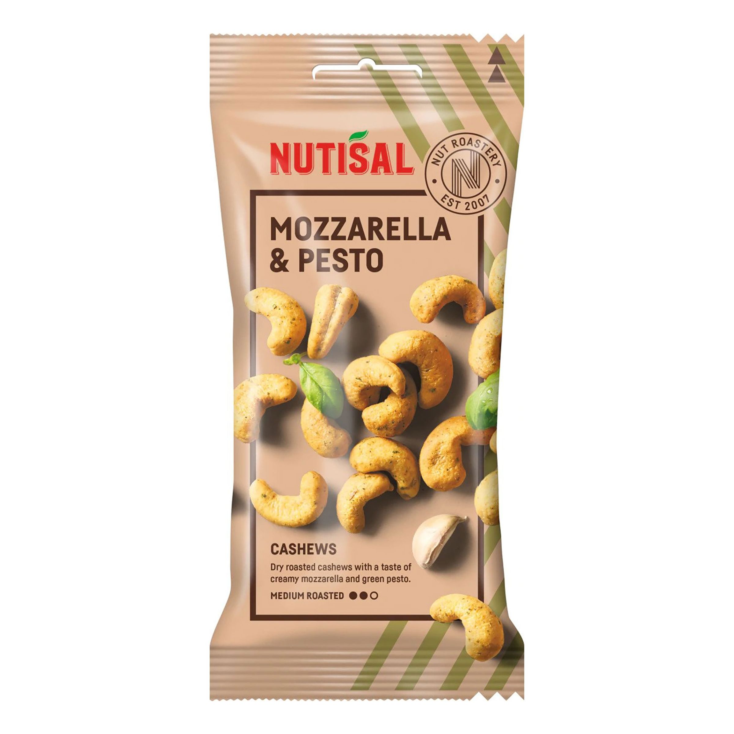 Läs mer om Nutisal Cashew Mozarella & Pesto - 55 gram