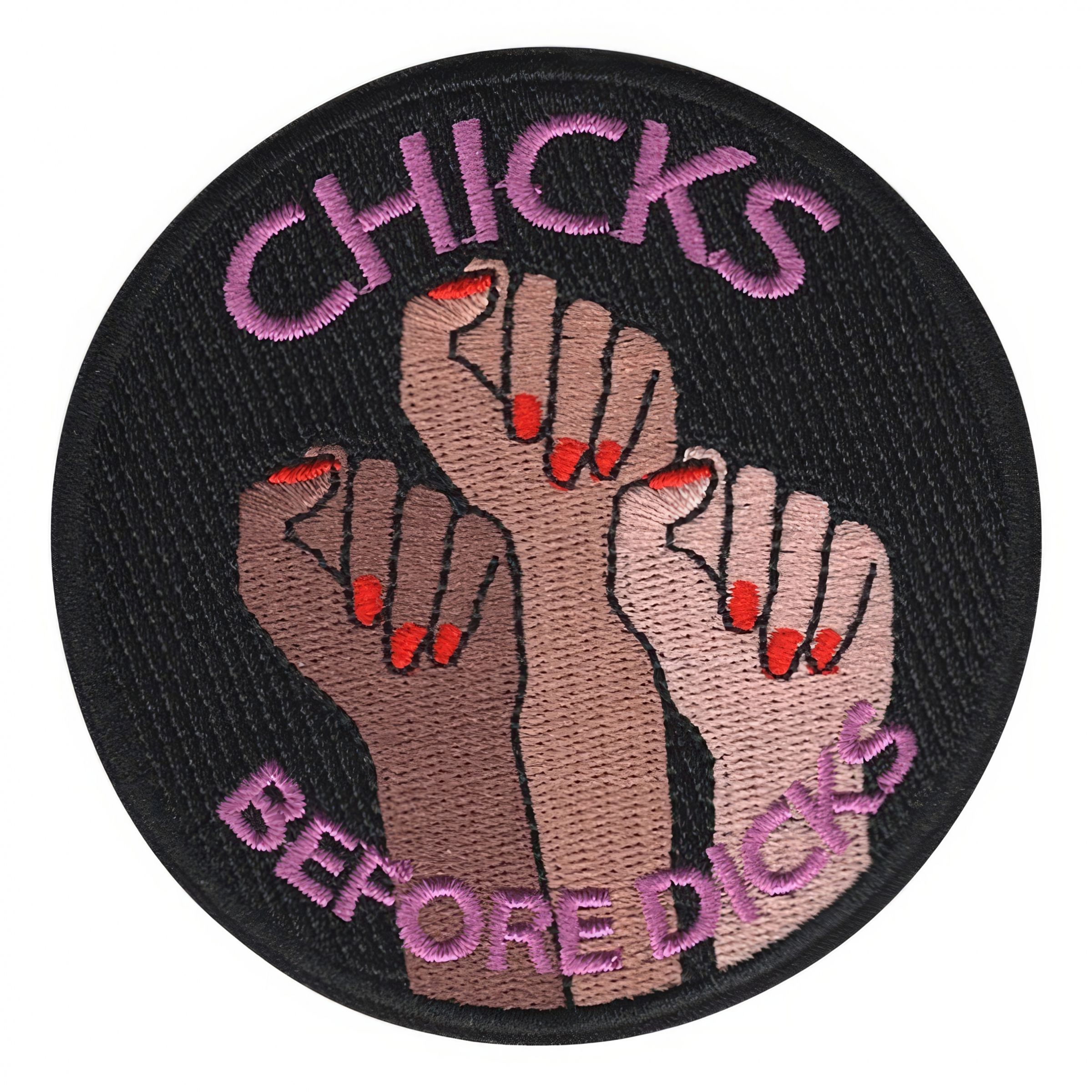Läs mer om Tygmärke Chicks Before Dicks
