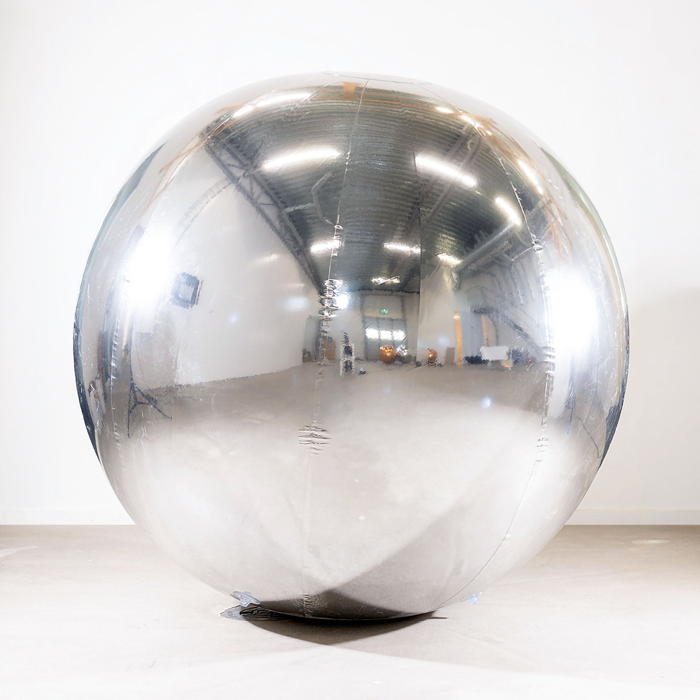 Uppblåsbar Spegelboll Silver - 150 cm | Hem - Teman - Färger - Silver | Maskeradspecialisten