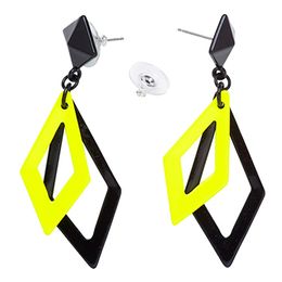 Bildspel - 80-tals Romb Örhängen