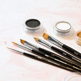 Lysbildefremvisning - Grimas Ansigtsmaling Penselsæt