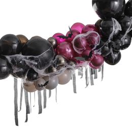 Lysbildefremvisning - Ballonbue Halloween med Spindelvæv