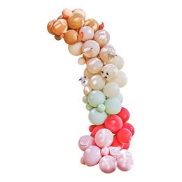 Bildspel - Ballongbåge Pastel Bondgård