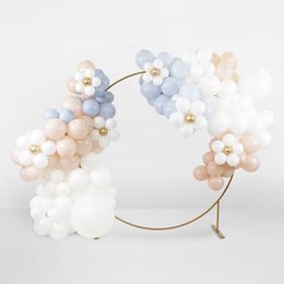 Diaesitys - Ilmapallosarja Valkoisia Kukkia