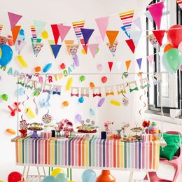 Lysbildefremvisning - Banner Happy Birthday i træ