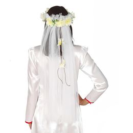 Bildspel - Blomsterkrans med Vit Slöja