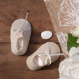 Bildspel - Bordsdekoration Baby Skor Natur