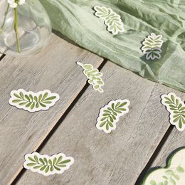 Bildspel - Bordskonfetti Gröna Löv Botanic