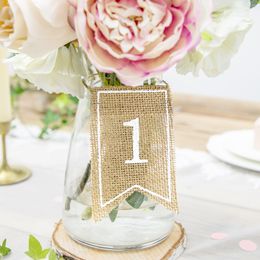 Diaesitys - Pöytäjärjestely Numerot Juutti